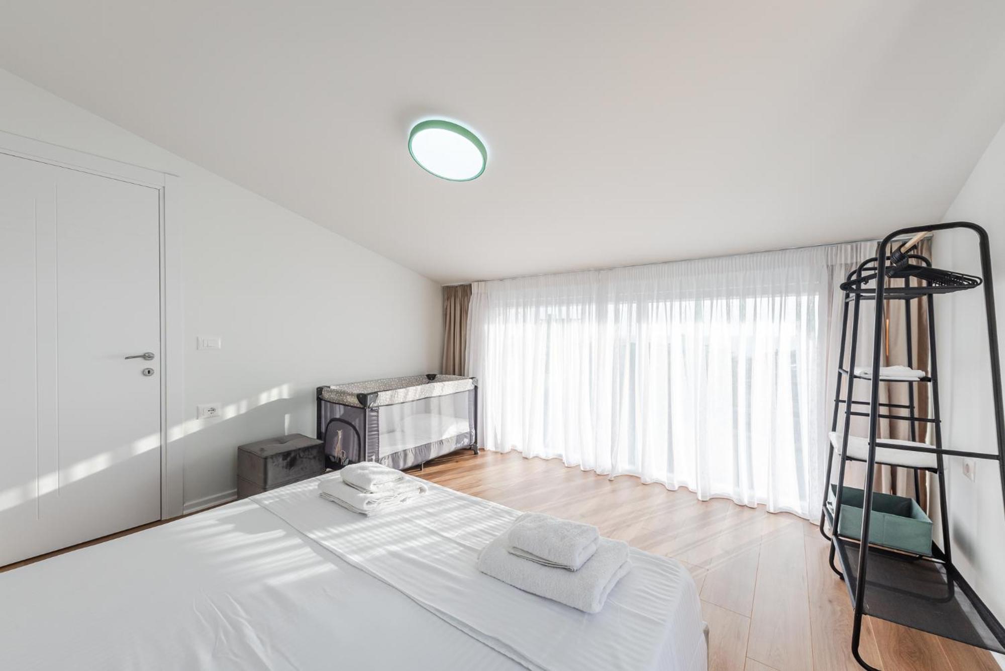 8th Floor Apartments, Golem (Tirana)