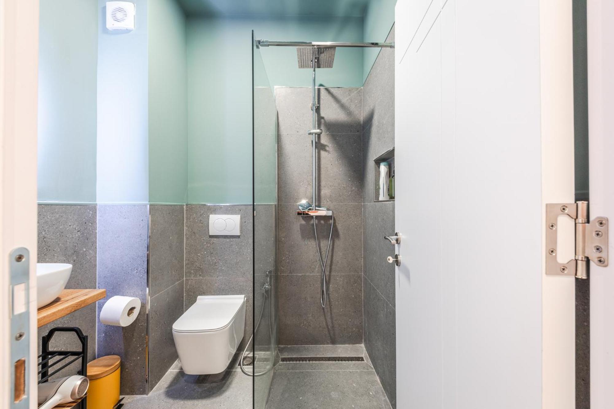 Apartamento 8th Floor Apartments, Golem (Tirana)