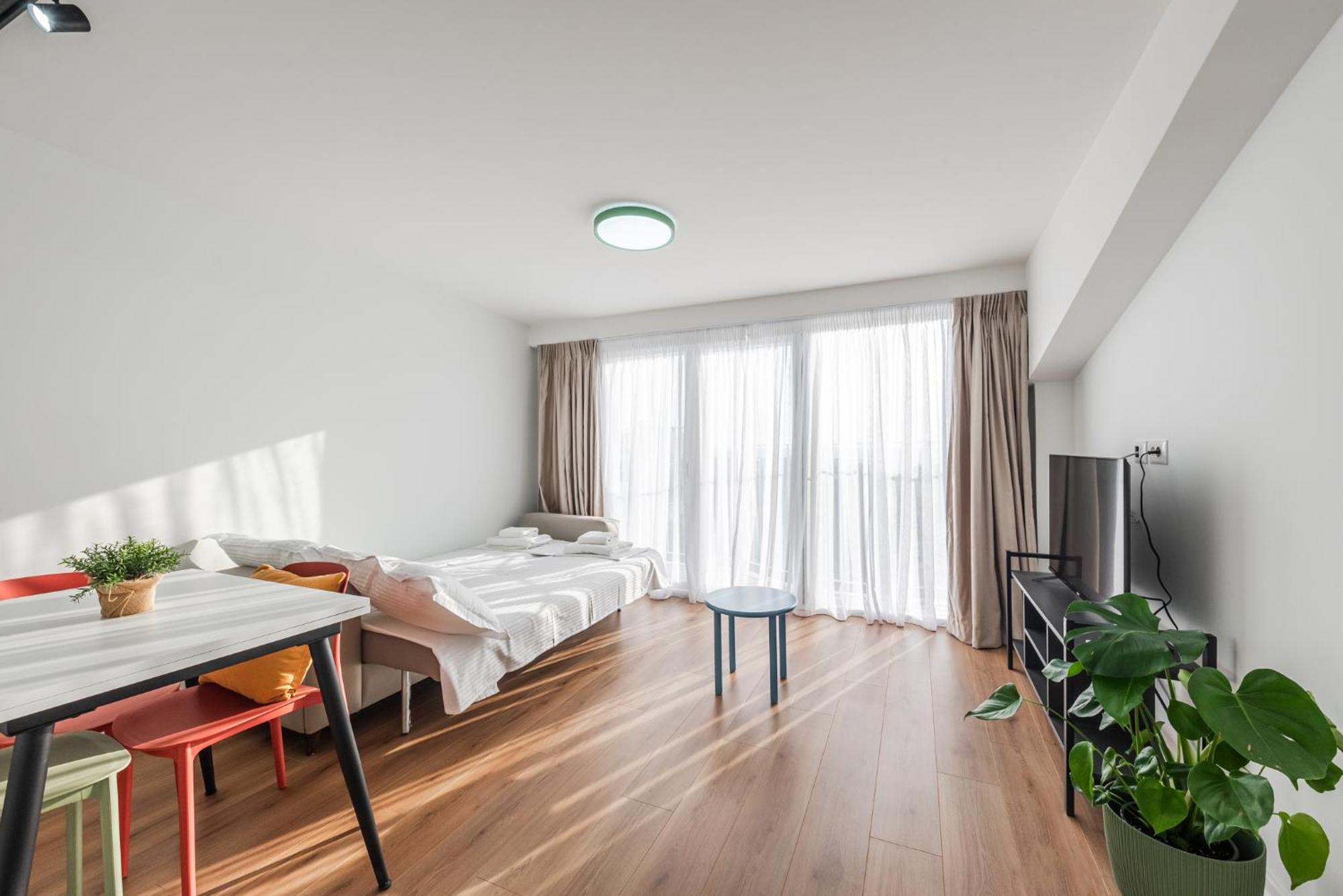 8th Floor Apartments, Golem (Tirana)