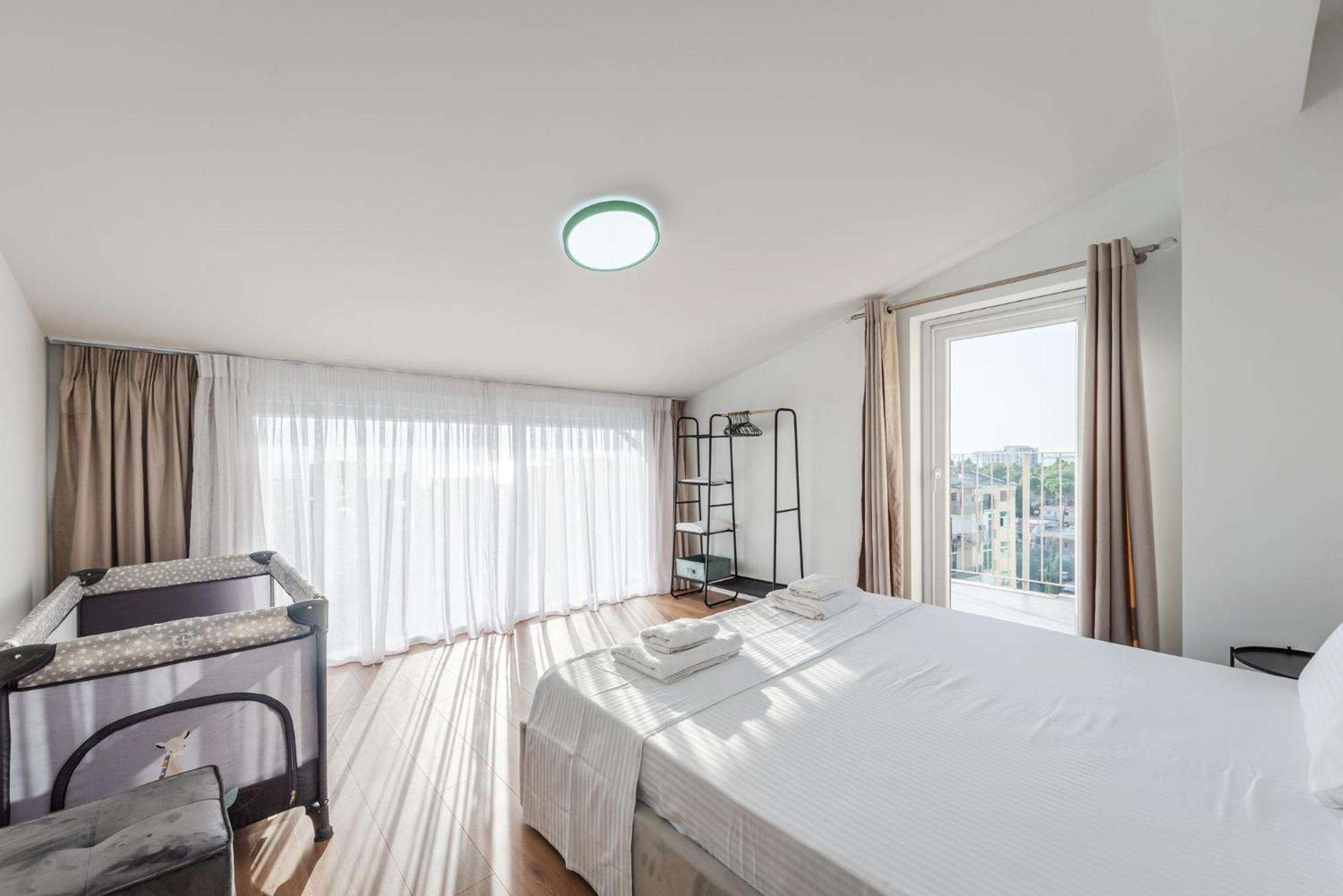 Apartamento 8th Floor Apartments, *
